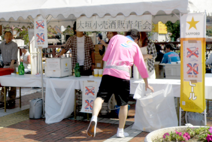 小売酒販売の様子