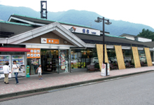 養老サービスエリア(下り)　レストラン「寄路地」