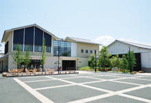 奥の細道むすびの地記念館